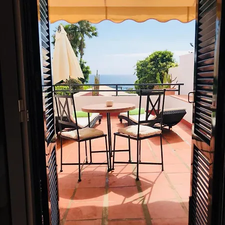Hotel Carabeo *