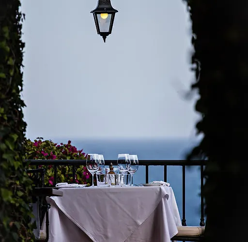 Carabeo Hotel Nerja
