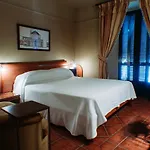 Carabeo Hotel