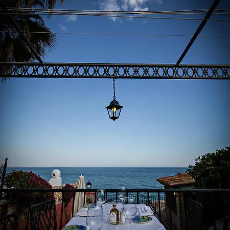 Szálloda Carabeo Nerja