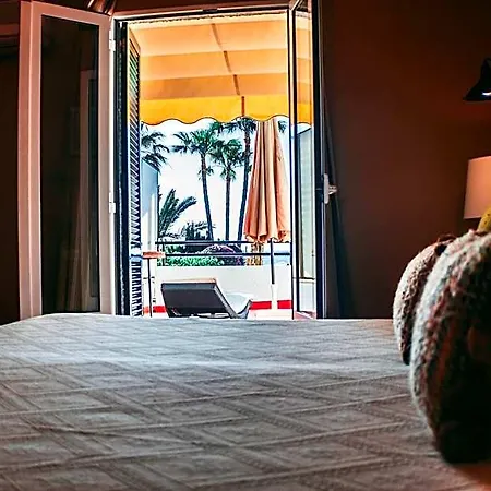 Carabeo Otel *