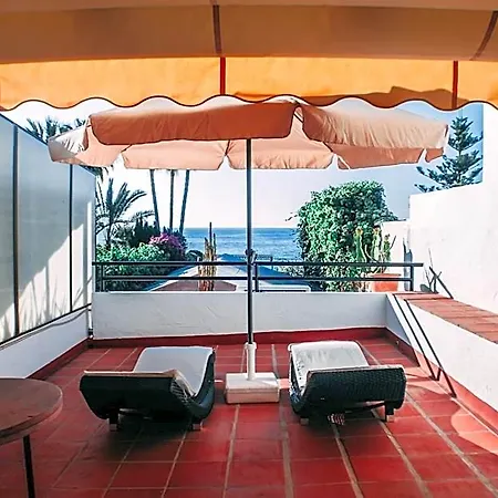 Carabeo Otel Nerja