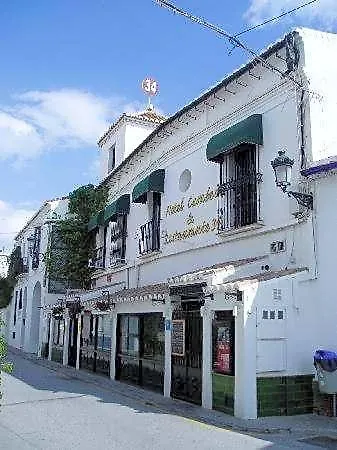 Carabeo Otel Nerja