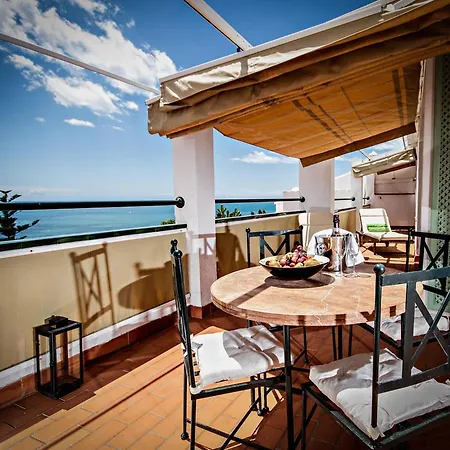 Hotel Carabeo