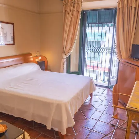 Hotel Carabeo